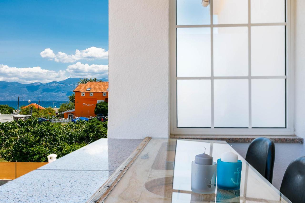Apartments Villa Anna Baška Exteriör bild