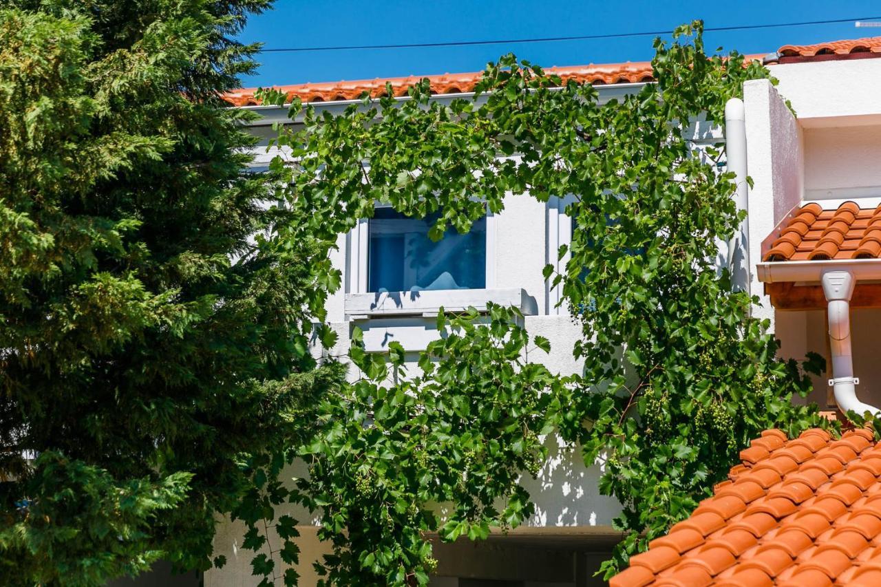 Apartments Villa Anna Baška Exteriör bild