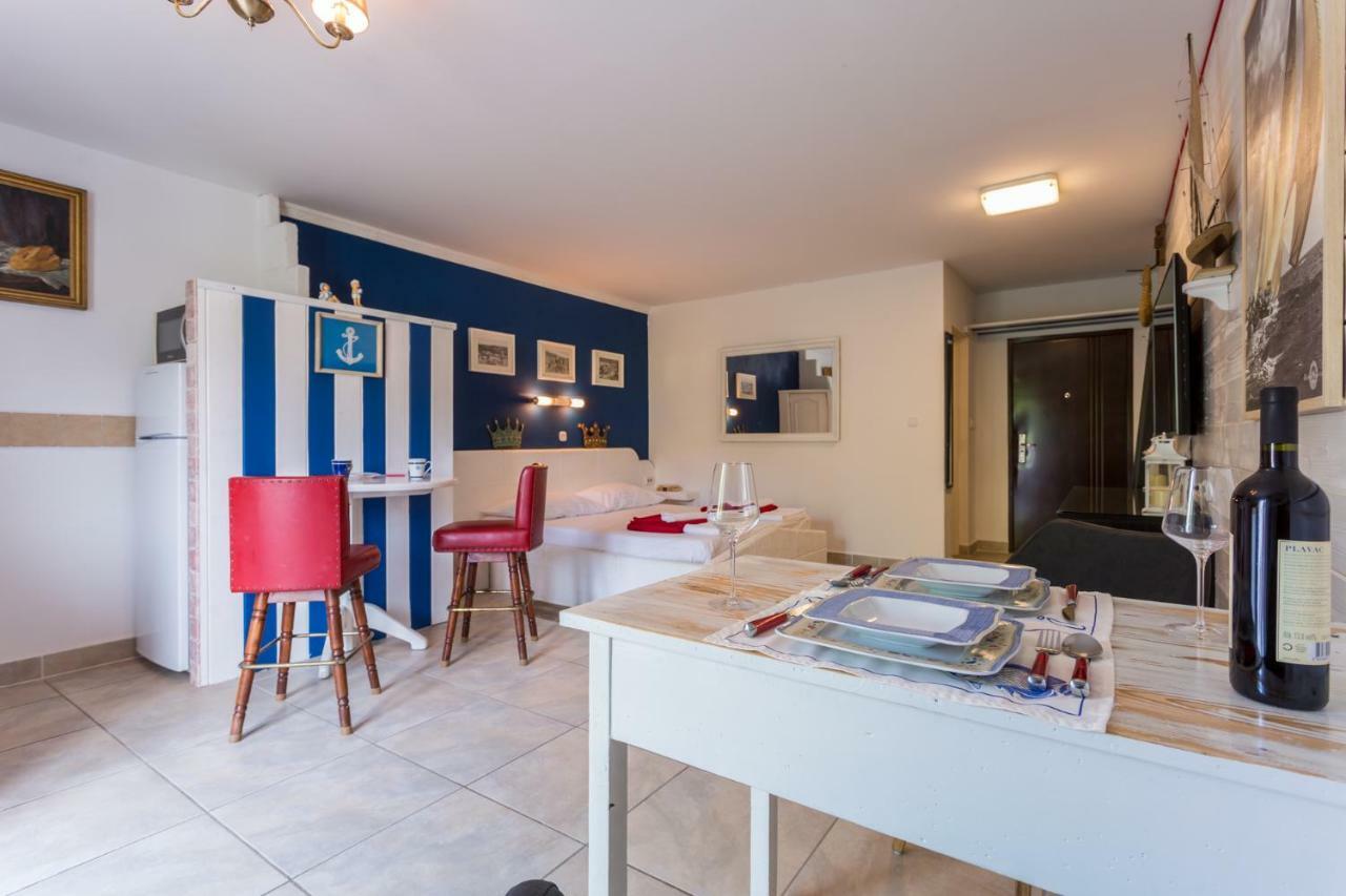 Apartments Villa Anna Baška Exteriör bild
